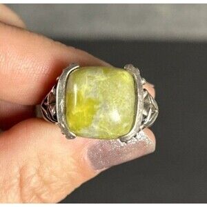 Vintage Sterling Silver 925 Irish Celtic Connemara Green Marble Shamrock Ring